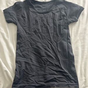 lululemon athletica Black Short Sleeve Tee